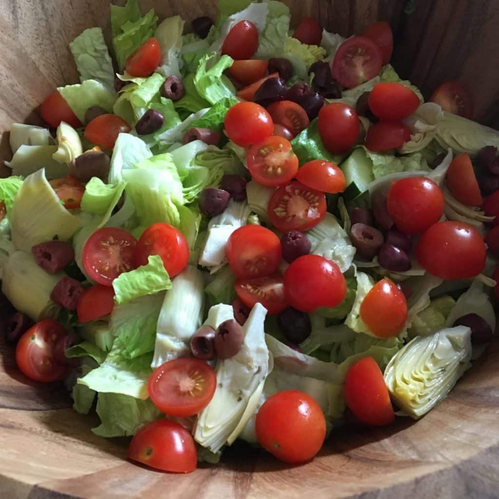 healthy super bowl recipes - greek salad